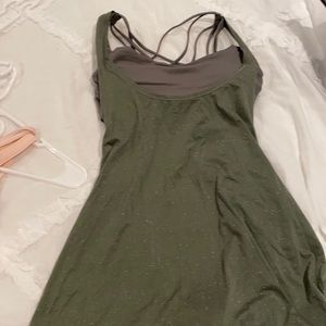Army green lululemon tank with built in bra